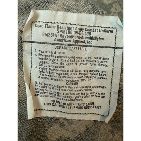 ACU Shirt/Coat Medium X-Short USGI Digital Camo Flame Resistant FRACU Ripstop - Picture 8 of 8